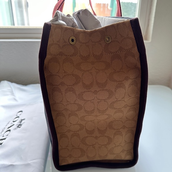 EUC Coach Book Tote - Picture 5 of 7